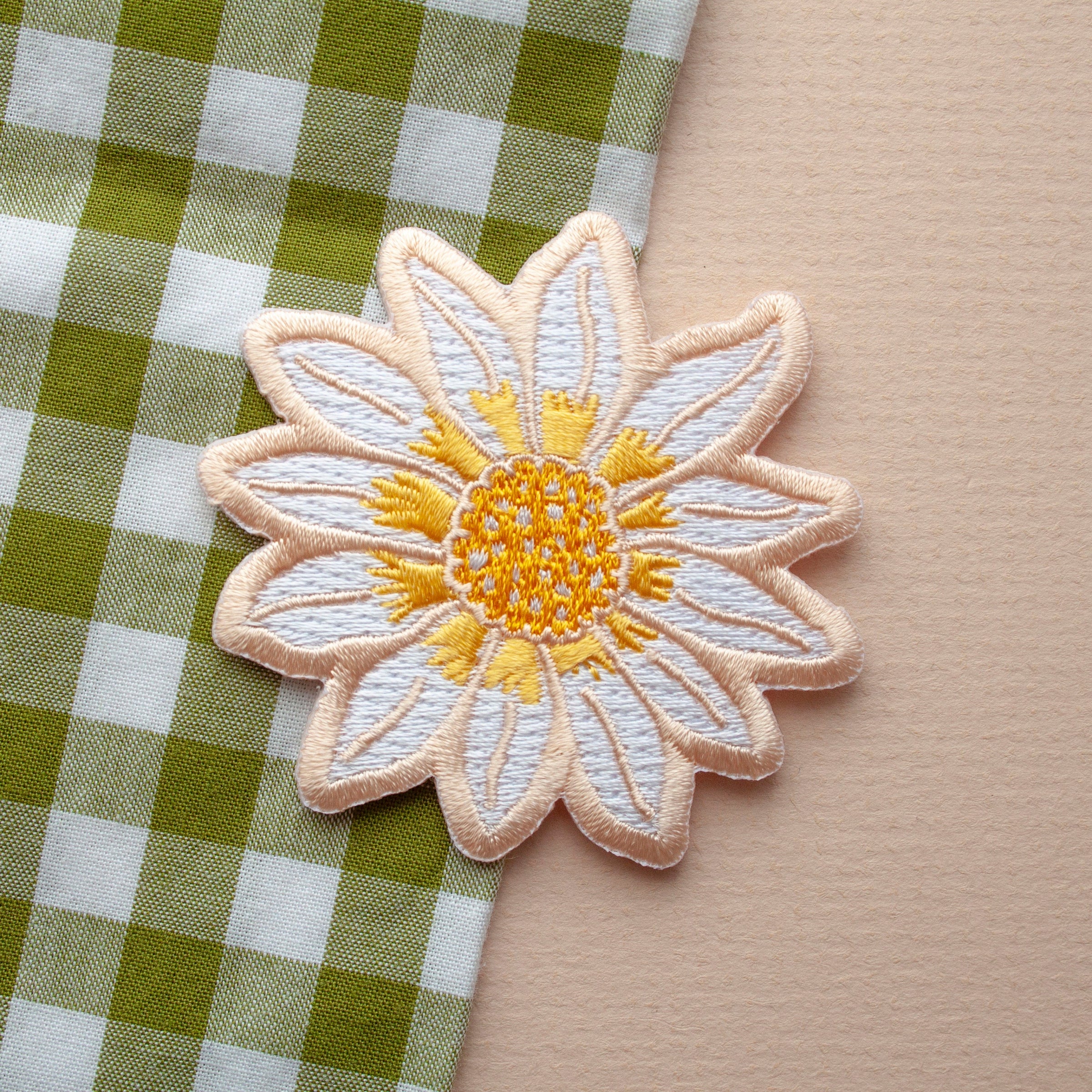 1.75 Yellow Flower Daisy Iron on Embroidery Patch