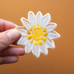 Daisy Flower Embroidered Iron-on Patch